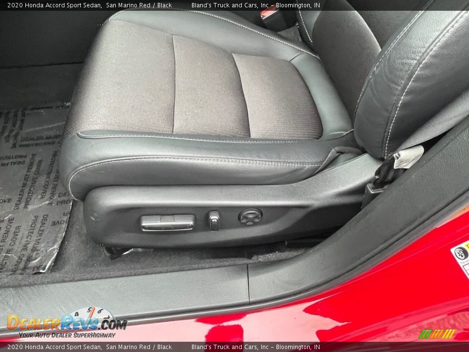 Front Seat of 2020 Honda Accord Sport Sedan Photo #13