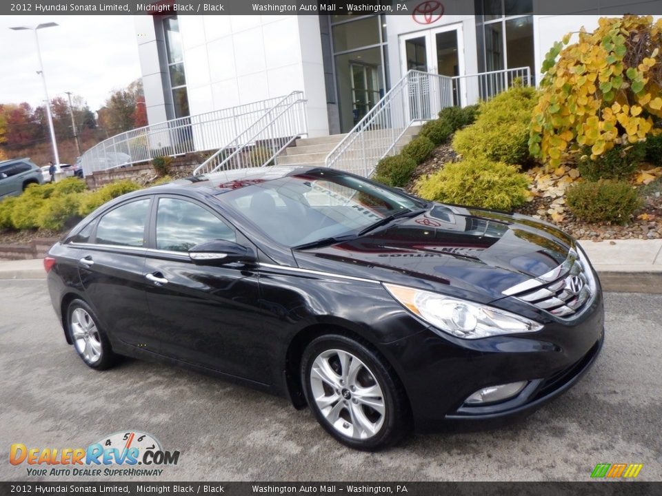 Front 3/4 View of 2012 Hyundai Sonata Limited Photo #1