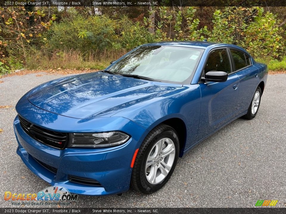 Frostbite 2023 Dodge Charger SXT Photo #2