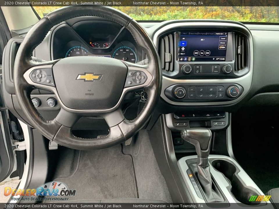 Dashboard of 2020 Chevrolet Colorado LT Crew Cab 4x4 Photo #18