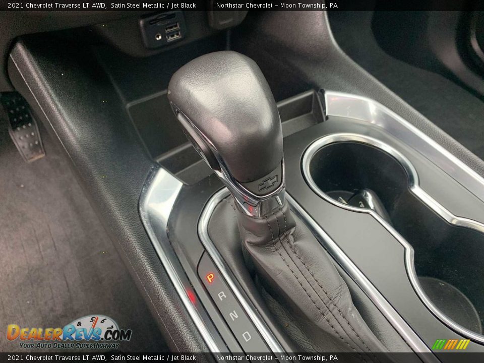 2021 Chevrolet Traverse LT AWD Shifter Photo #16