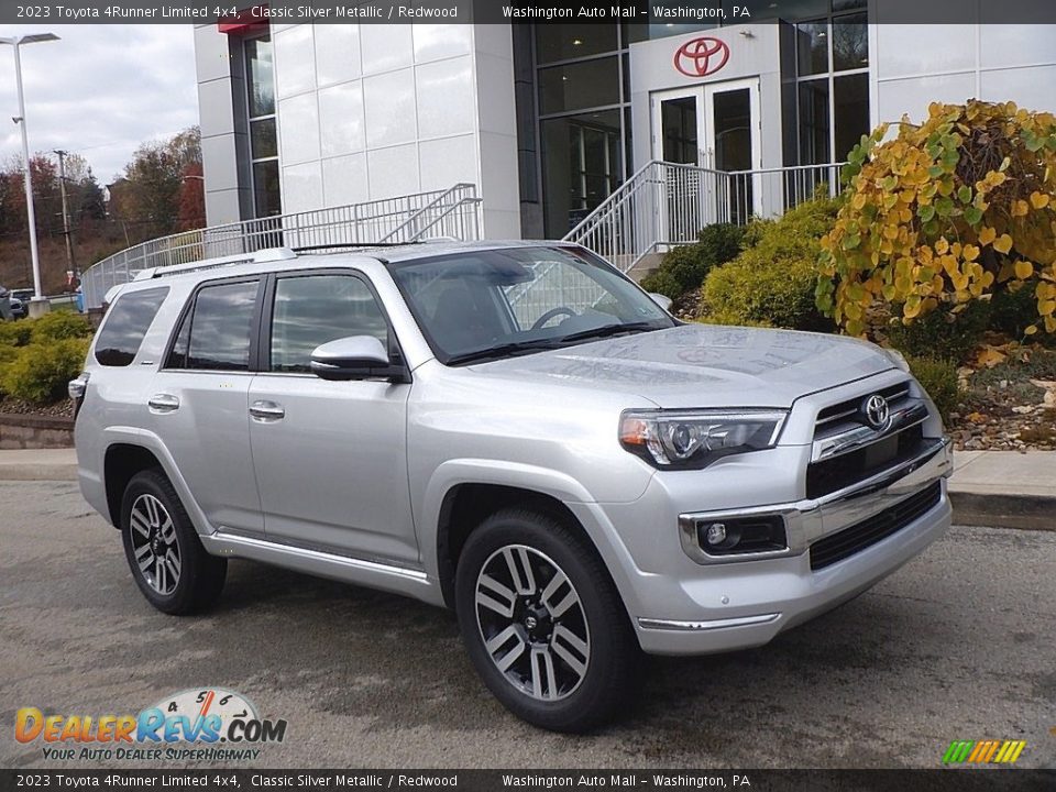 Front 3/4 View of 2023 Toyota 4Runner Limited 4x4 Photo #1