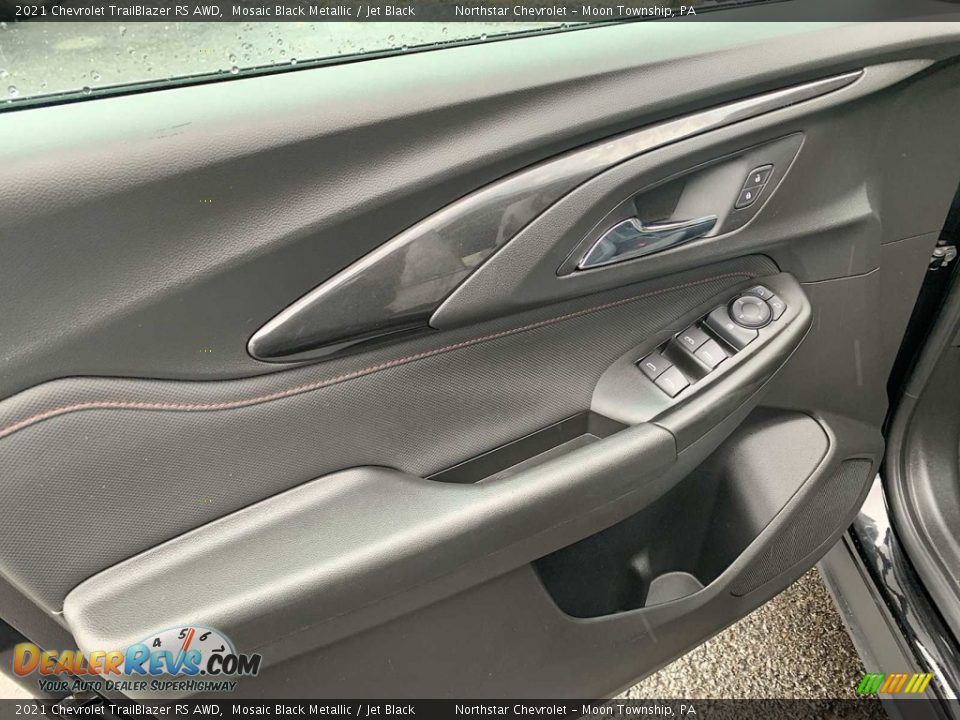 Door Panel of 2021 Chevrolet TrailBlazer RS AWD Photo #20