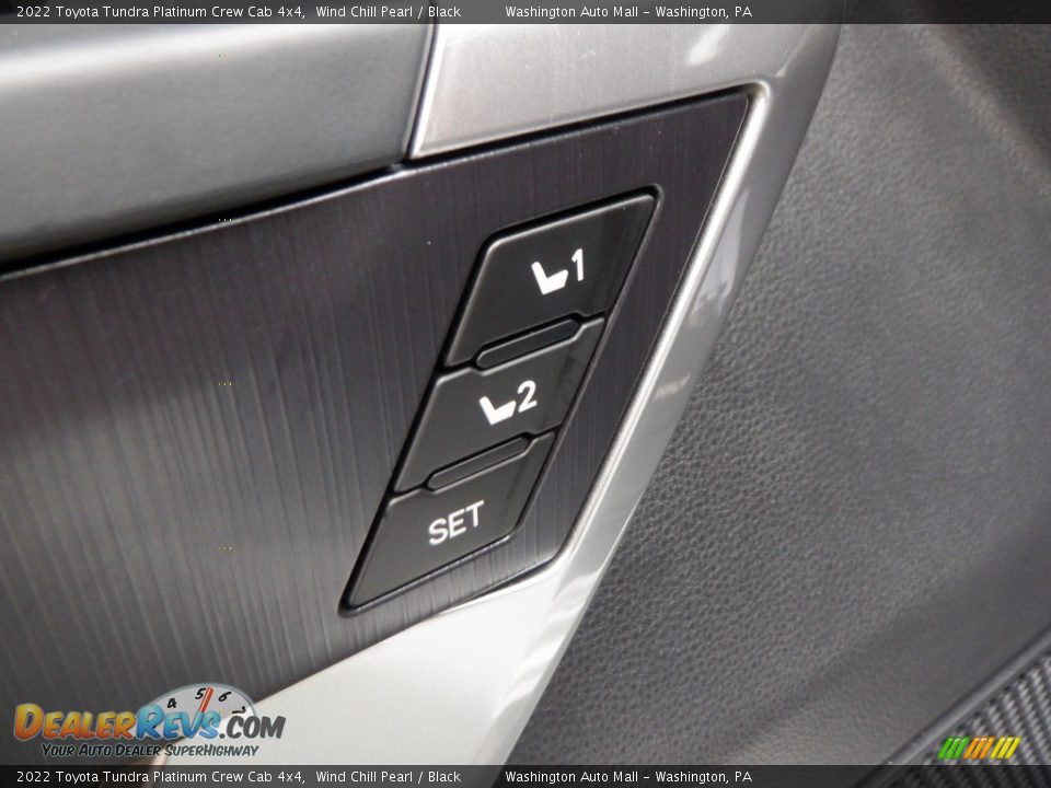 2022 Toyota Tundra Platinum Crew Cab 4x4 Wind Chill Pearl / Black Photo #19