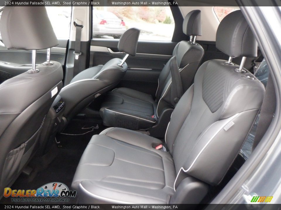Rear Seat of 2024 Hyundai Palisade SEL AWD Photo #26