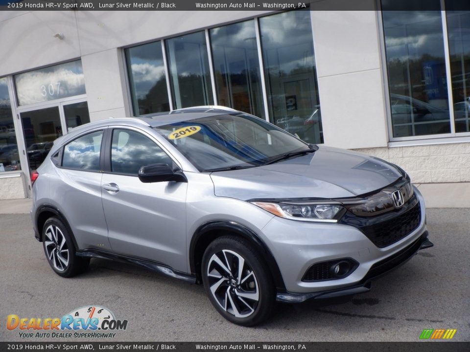 Front 3/4 View of 2019 Honda HR-V Sport AWD Photo #1