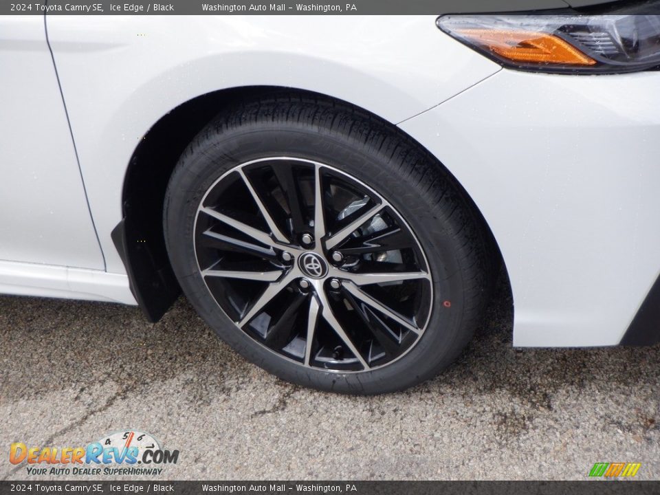 2024 Toyota Camry SE Wheel Photo #3