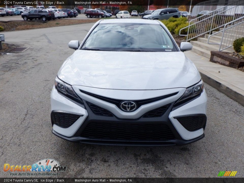 2024 Toyota Camry SE Ice Edge / Black Photo #4