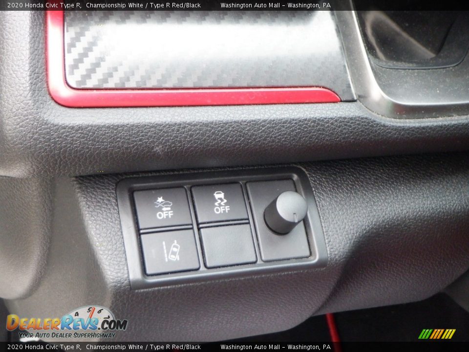 Controls of 2020 Honda Civic Type R Photo #14