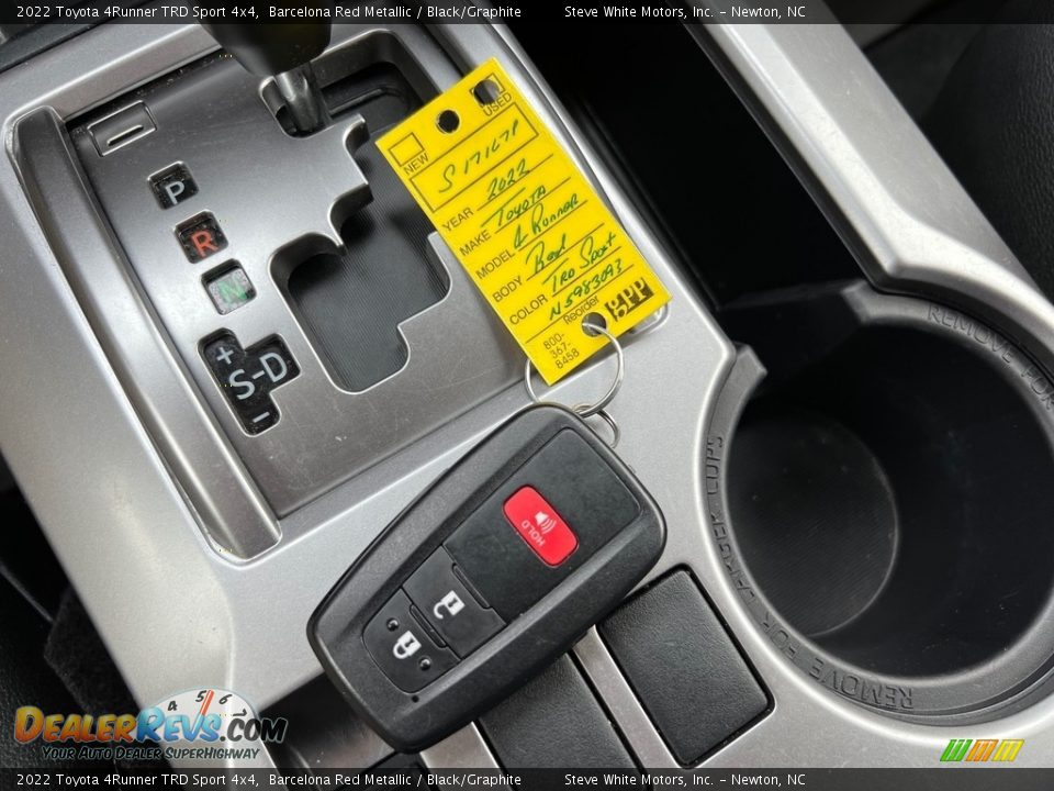 2022 Toyota 4Runner TRD Sport 4x4 Shifter Photo #26