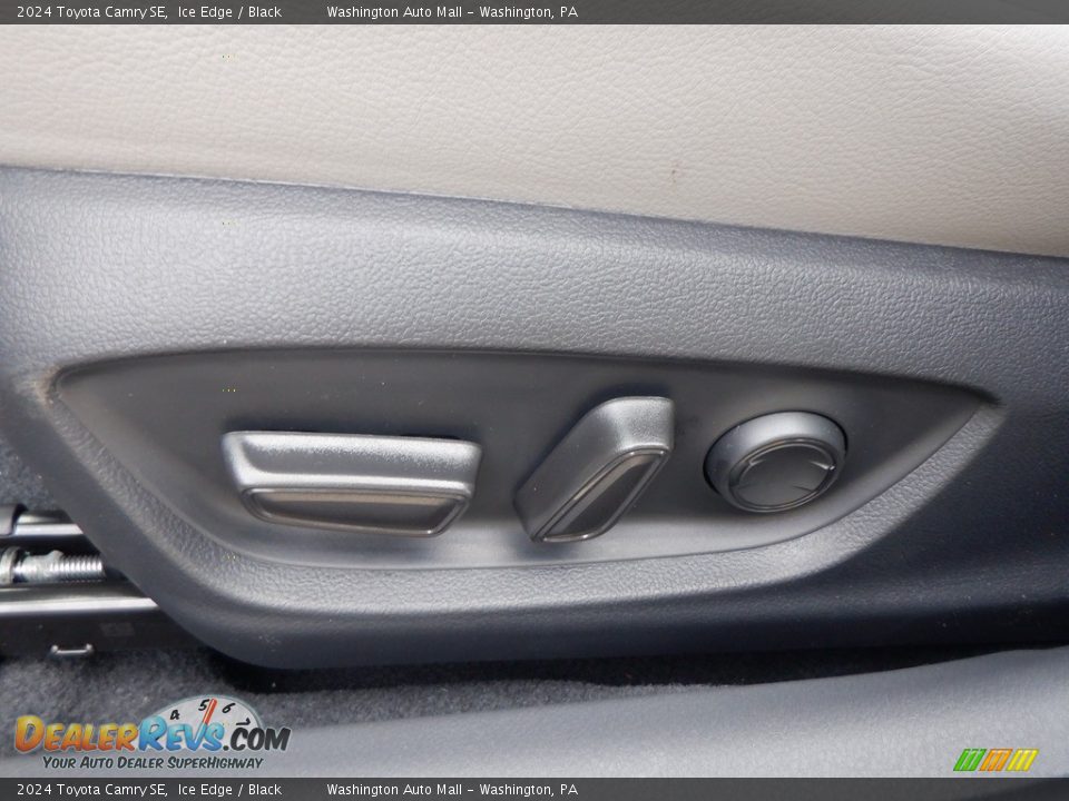 2024 Toyota Camry SE Ice Edge / Black Photo #11