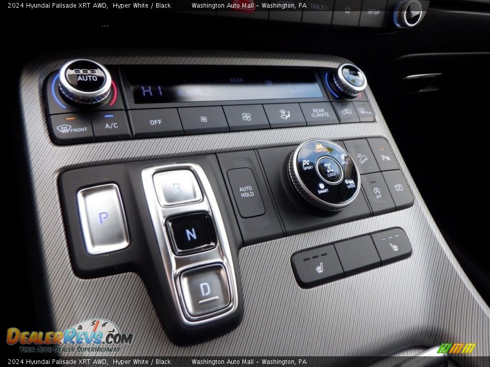 Controls of 2024 Hyundai Palisade XRT AWD Photo #14