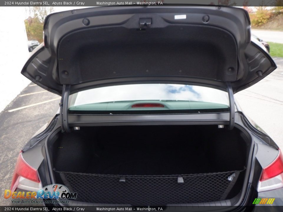 2024 Hyundai Elantra SEL Trunk Photo #23