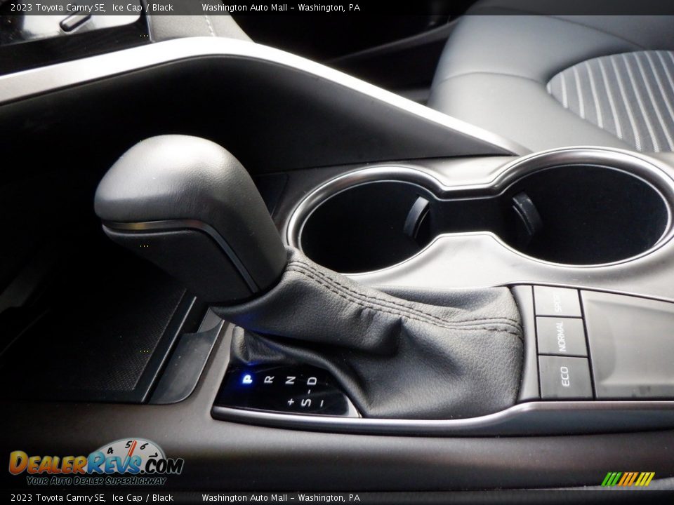 2023 Toyota Camry SE Shifter Photo #17