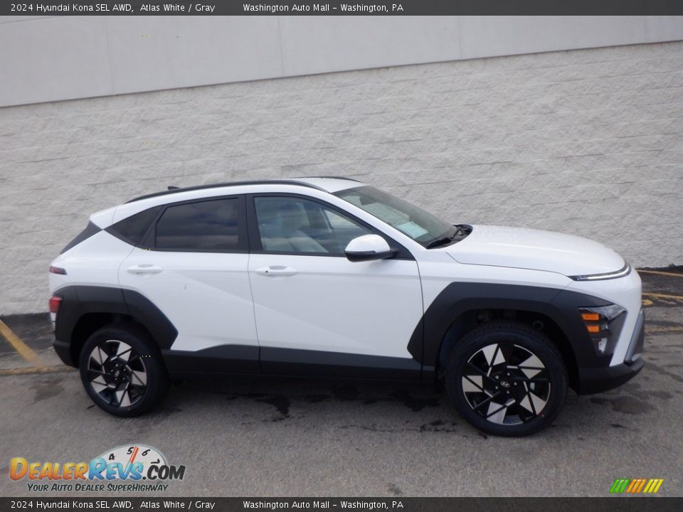 Atlas White 2024 Hyundai Kona SEL AWD Photo #2