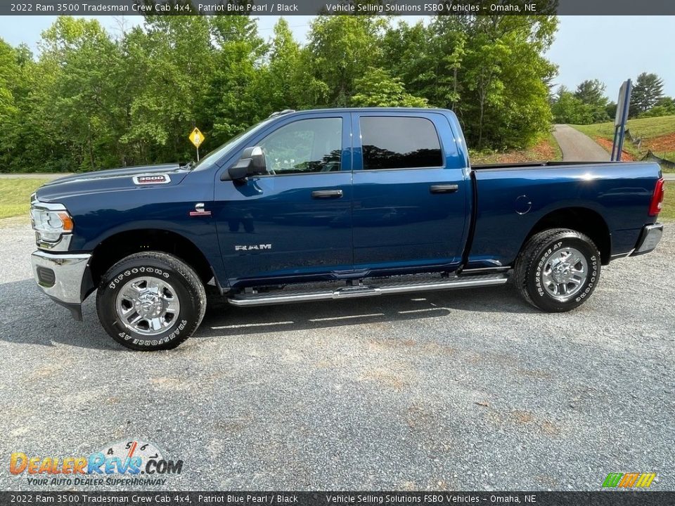 Patriot Blue Pearl 2022 Ram 3500 Tradesman Crew Cab 4x4 Photo #1