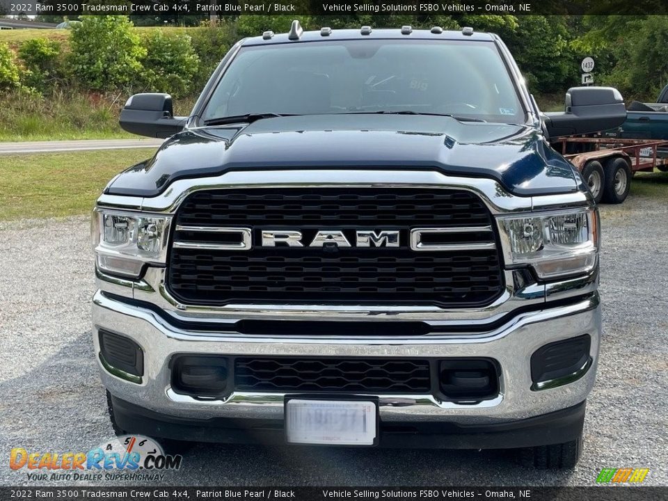 2022 Ram 3500 Tradesman Crew Cab 4x4 Patriot Blue Pearl / Black Photo #3