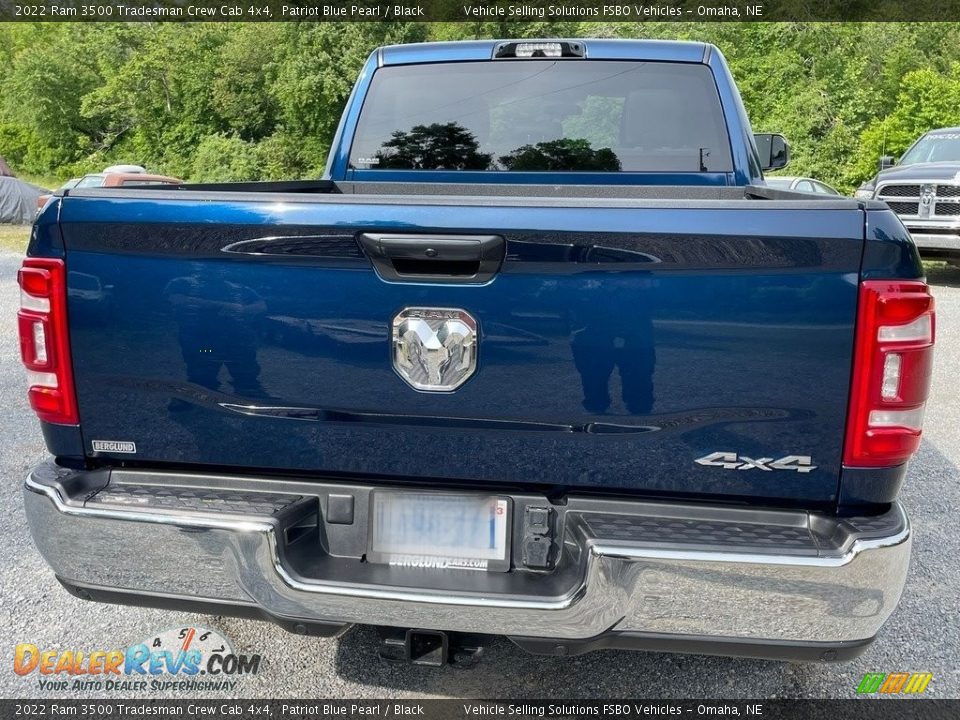 2022 Ram 3500 Tradesman Crew Cab 4x4 Patriot Blue Pearl / Black Photo #12