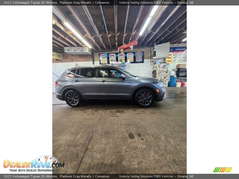 2022 Volkswagen Tiguan SE 4Motion Platinum Gray Metallic / Cinnamon Photo #1