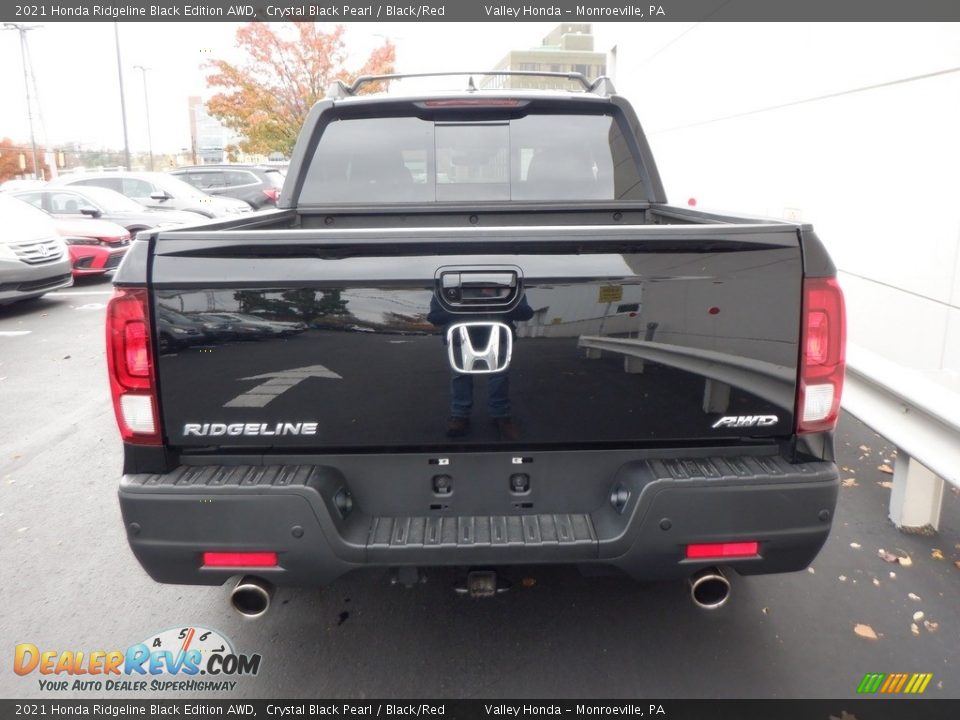 2021 Honda Ridgeline Black Edition AWD Crystal Black Pearl / Black/Red Photo #8