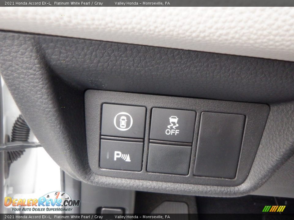 Controls of 2021 Honda Accord EX-L Photo #14