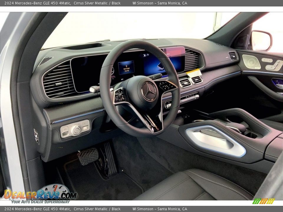 Dashboard of 2024 Mercedes-Benz GLE 450 4Matic Photo #4