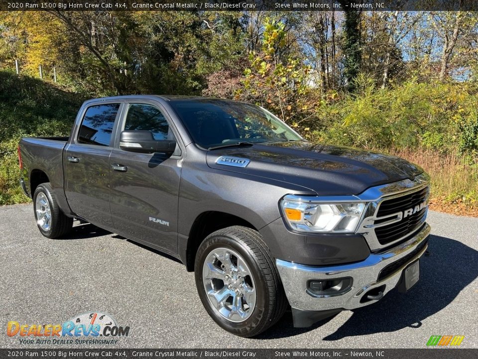 Front 3/4 View of 2020 Ram 1500 Big Horn Crew Cab 4x4 Photo #4
