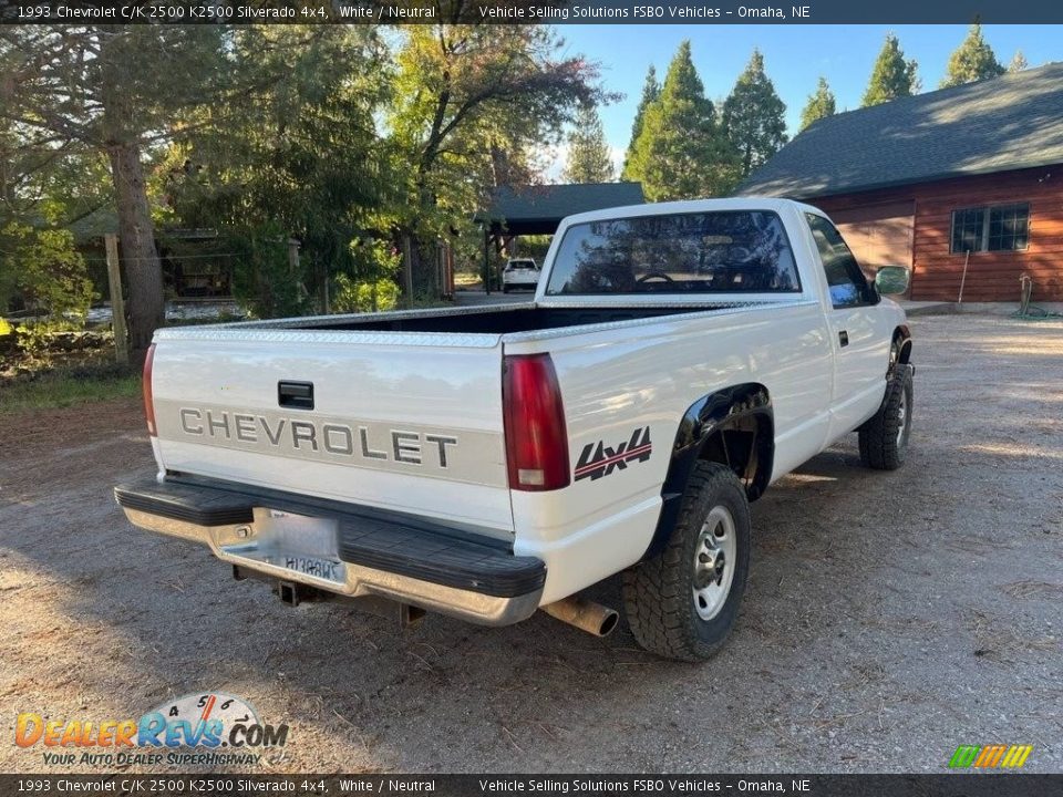 1993 Chevrolet C/K 2500 K2500 Silverado 4x4 White / Neutral Photo #4