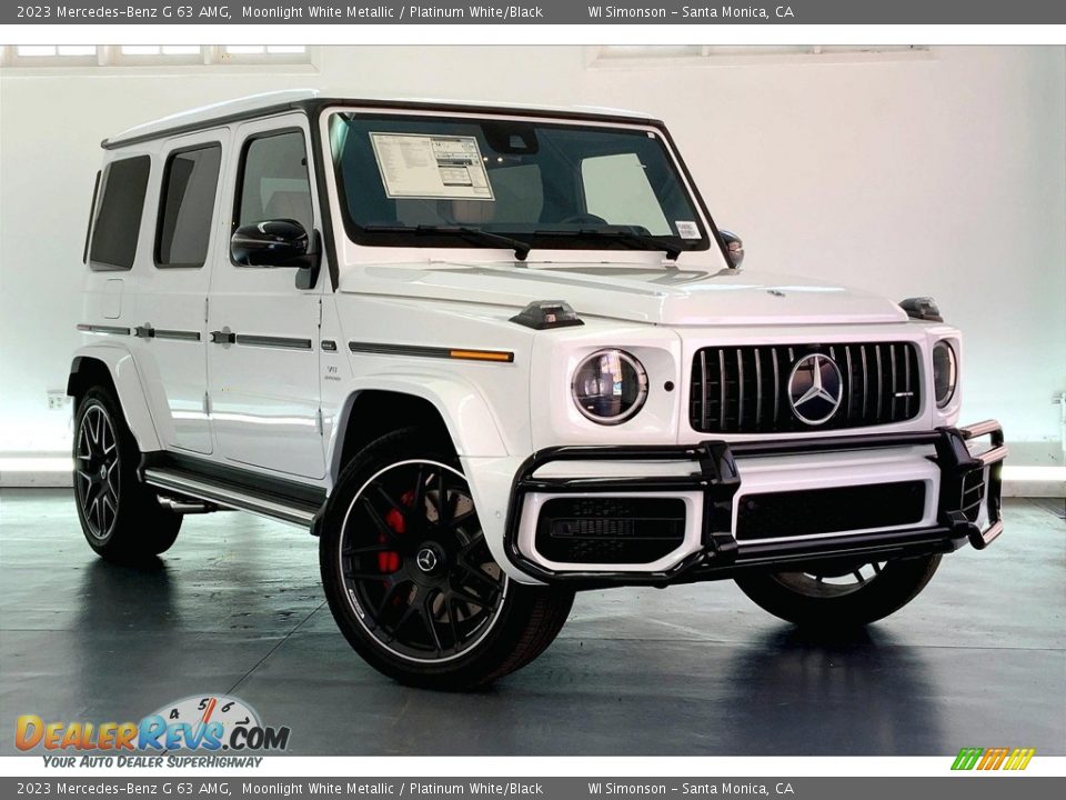 Front 3/4 View of 2023 Mercedes-Benz G 63 AMG Photo #12