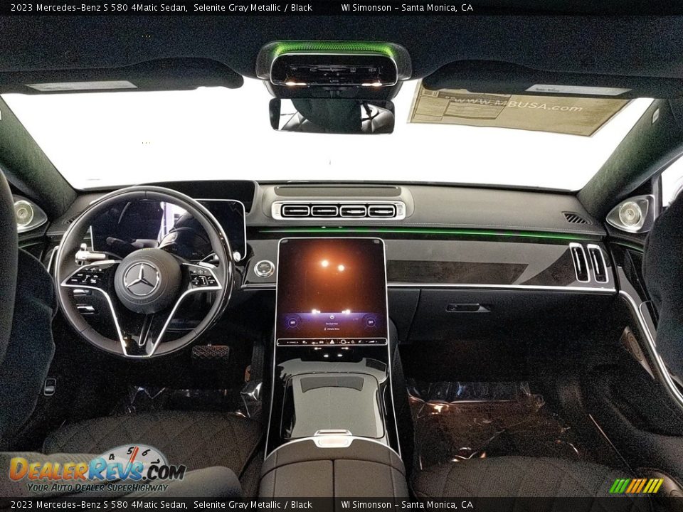 Dashboard of 2023 Mercedes-Benz S 580 4Matic Sedan Photo #18