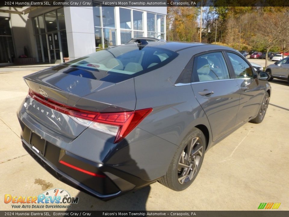 2024 Hyundai Elantra SEL Ecotronic Gray / Gray Photo #2