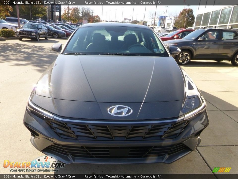 2024 Hyundai Elantra SEL Ecotronic Gray / Gray Photo #8