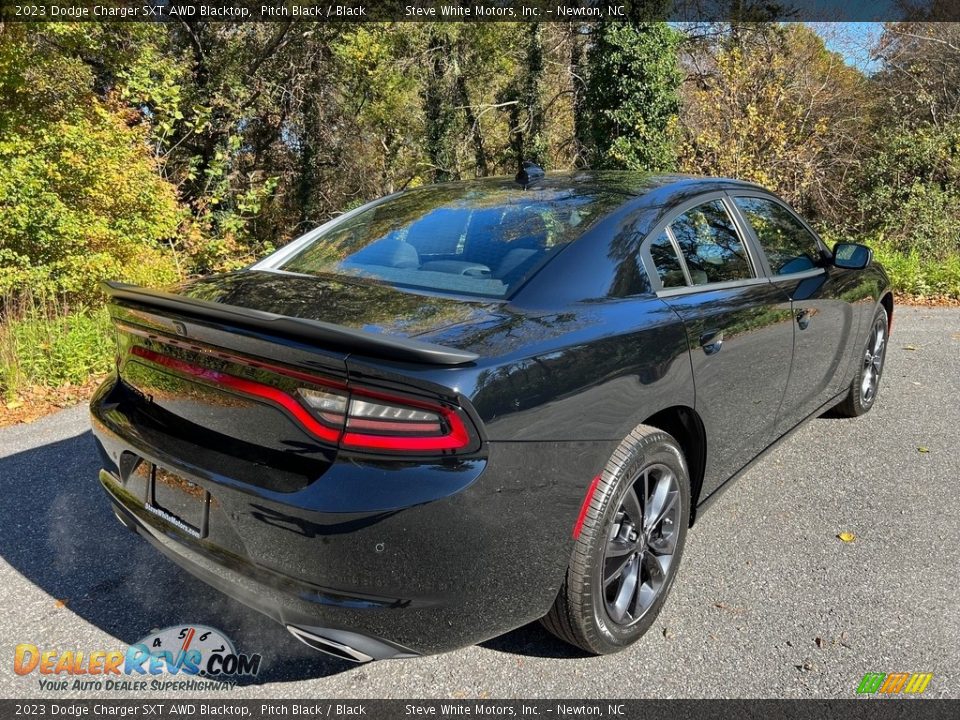 2023 Dodge Charger SXT AWD Blacktop Pitch Black / Black Photo #6