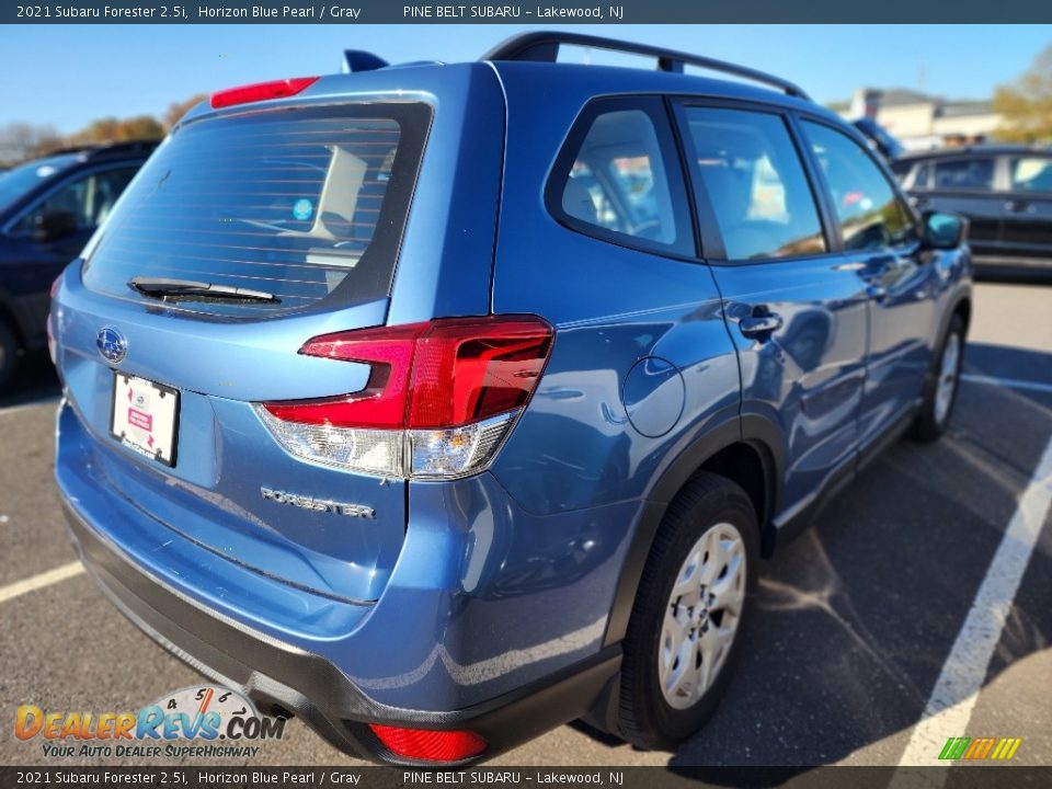 2021 Subaru Forester 2.5i Horizon Blue Pearl / Gray Photo #3