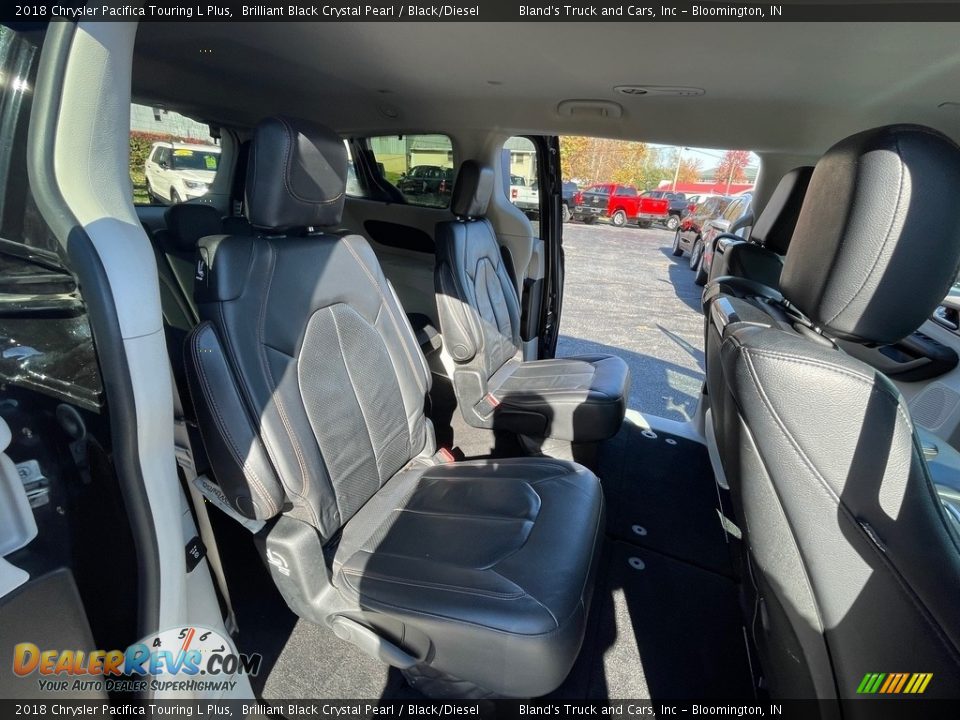 2018 Chrysler Pacifica Touring L Plus Brilliant Black Crystal Pearl / Black/Diesel Photo #24