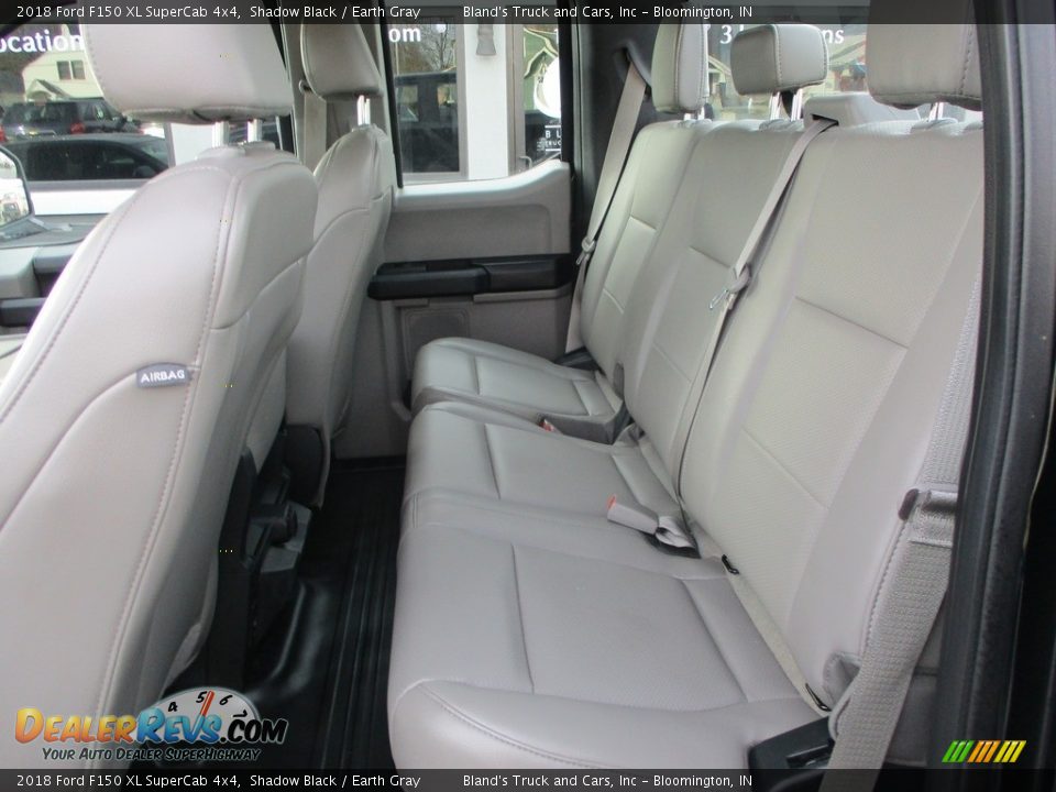 Rear Seat of 2018 Ford F150 XL SuperCab 4x4 Photo #21