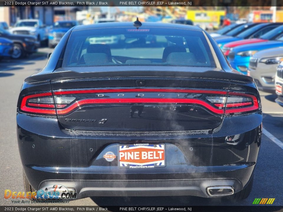 2023 Dodge Charger SXT AWD Blacktop Pitch Black / Black Photo #6