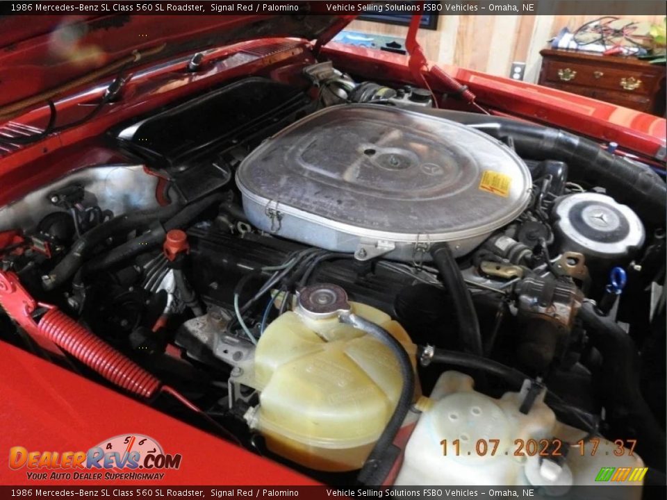 1986 Mercedes-Benz SL Class 560 SL Roadster 5.6 Liter SOHC 16-Valve V8 Engine Photo #30