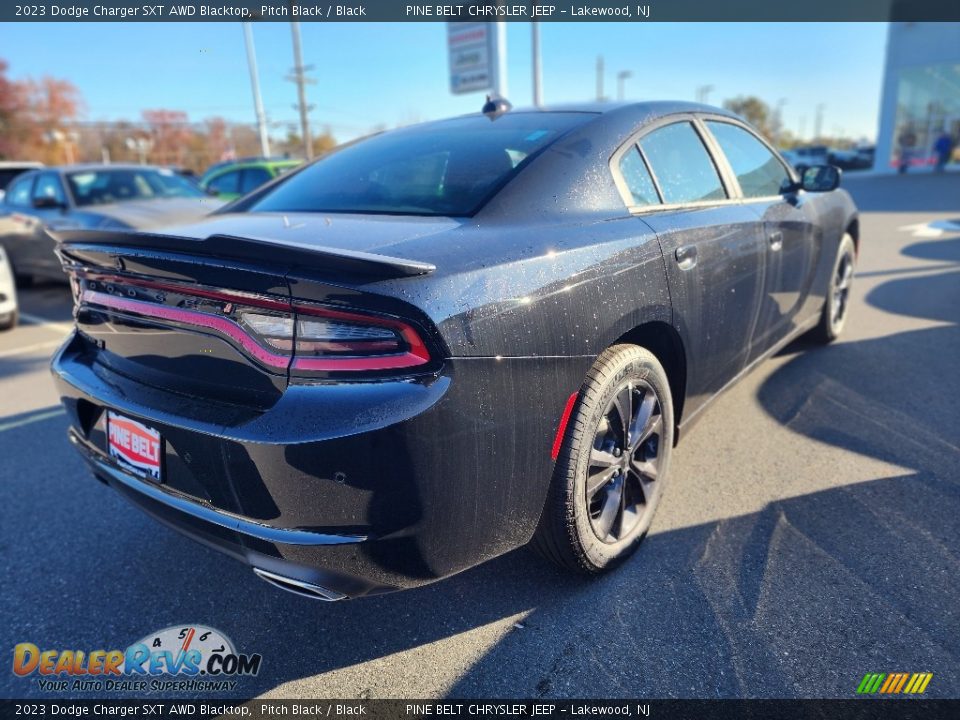 2023 Dodge Charger SXT AWD Blacktop Pitch Black / Black Photo #6