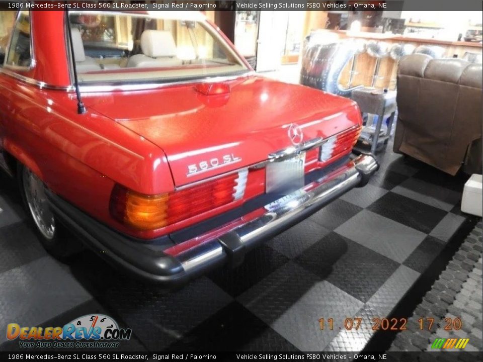 1986 Mercedes-Benz SL Class 560 SL Roadster Signal Red / Palomino Photo #36