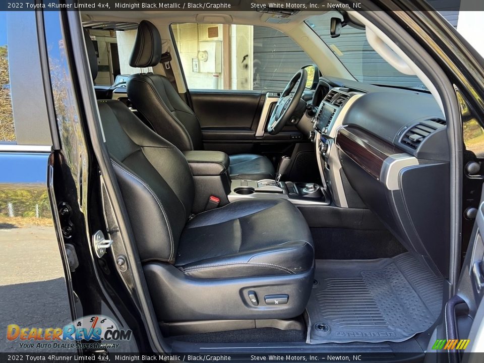 Front Seat of 2022 Toyota 4Runner Limited 4x4 Photo #18