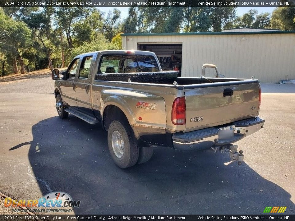 2004 Ford F350 Super Duty Lariat Crew Cab 4x4 Dually Arizona Beige Metallic / Medium Parchment Photo #10