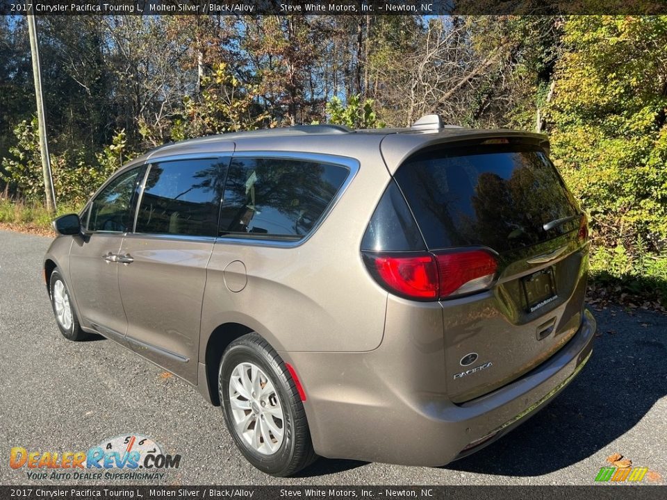 2017 Chrysler Pacifica Touring L Molten Silver / Black/Alloy Photo #11