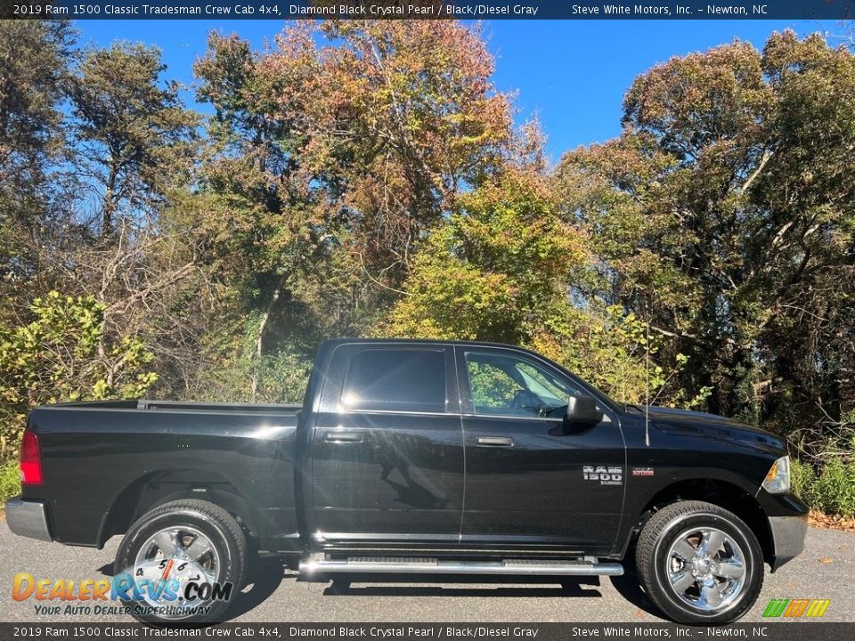 Diamond Black Crystal Pearl 2019 Ram 1500 Classic Tradesman Crew Cab 4x4 Photo #5