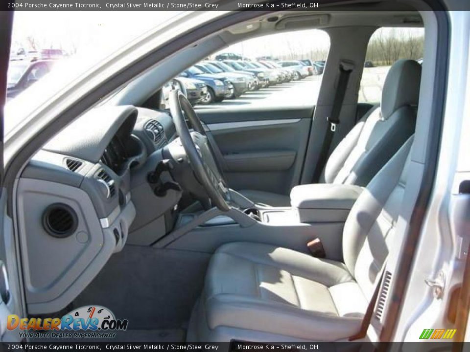 2004 Porsche Cayenne Tiptronic Crystal Silver Metallic / Stone/Steel Grey Photo #9