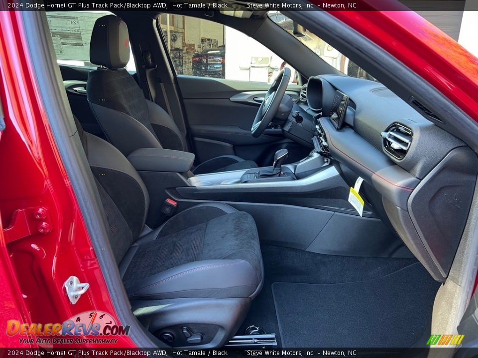 Front Seat of 2024 Dodge Hornet GT Plus Track Pack/Blacktop AWD Photo #16