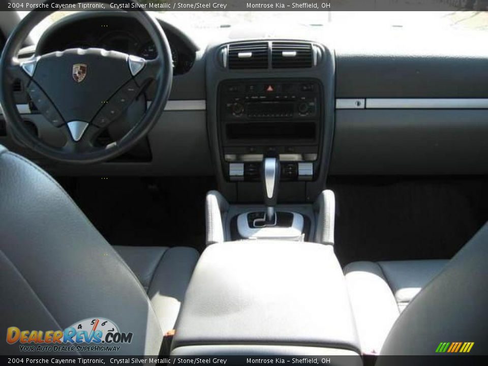 2004 Porsche Cayenne Tiptronic Crystal Silver Metallic / Stone/Steel Grey Photo #14