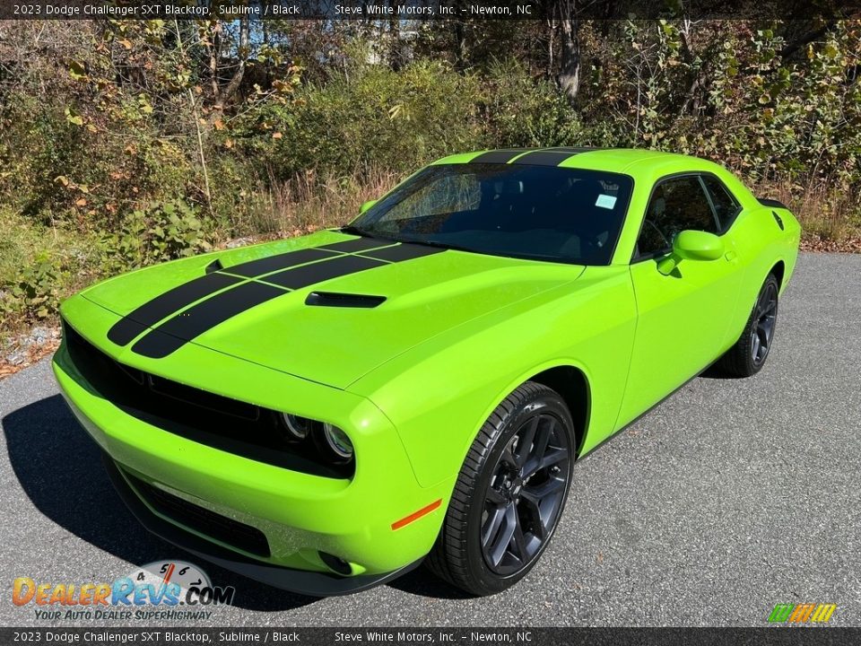 Sublime 2023 Dodge Challenger SXT Blacktop Photo #2