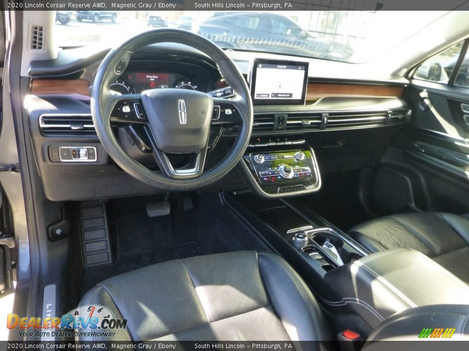 Front Seat of 2020 Lincoln Corsair Reserve AWD Photo #17