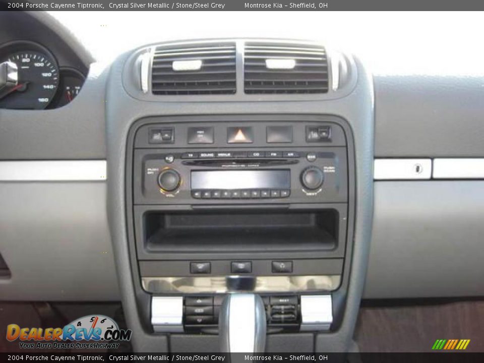 2004 Porsche Cayenne Tiptronic Crystal Silver Metallic / Stone/Steel Grey Photo #16
